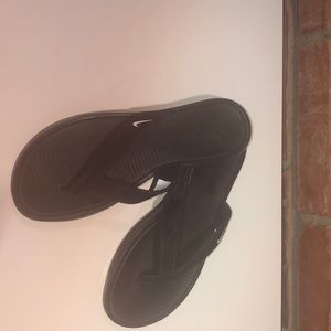 Nike Flip Flop